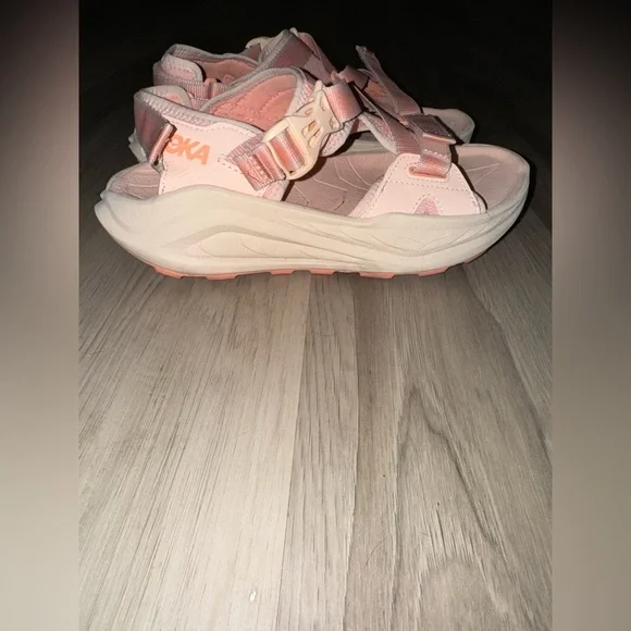 Hoka One One Peach Sandals - Picture 6 of 10